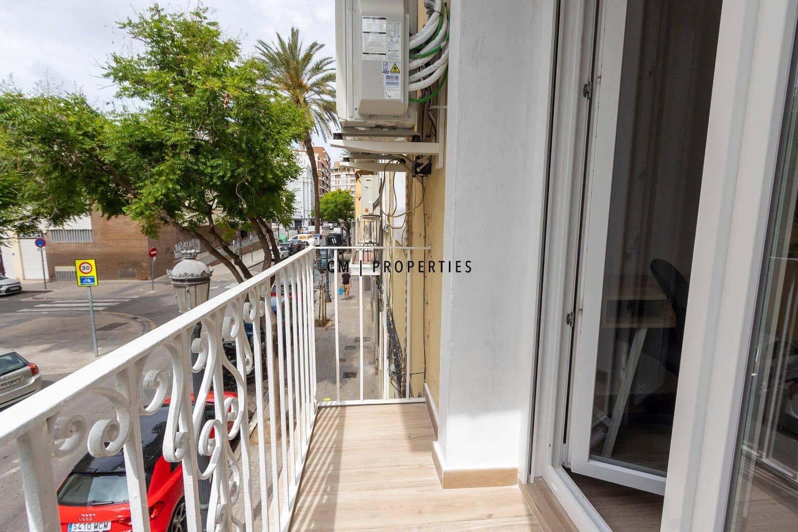 3 slaapkamer Flat te huur in Valencia stad - € 1.600 (Ref: 9808567)