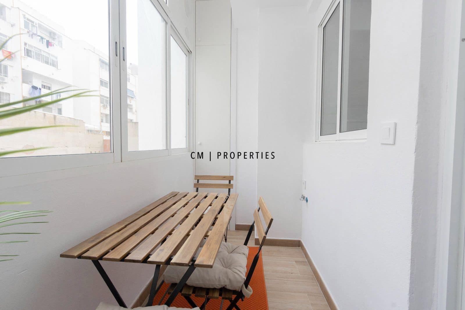 3 slaapkamer Flat te huur in Valencia stad - € 1.600 (Ref: 9808567)