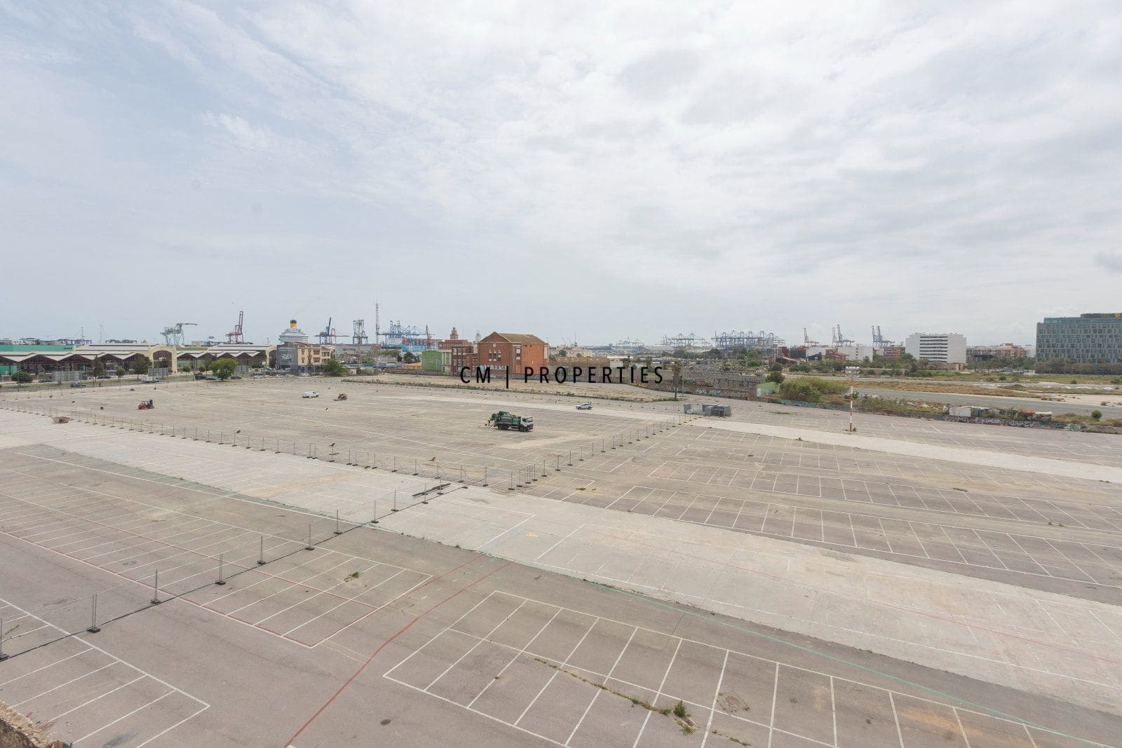 3 soverom Leilighet til leie i Valencia by med garasje - € 1 500 (Ref: 9808568)