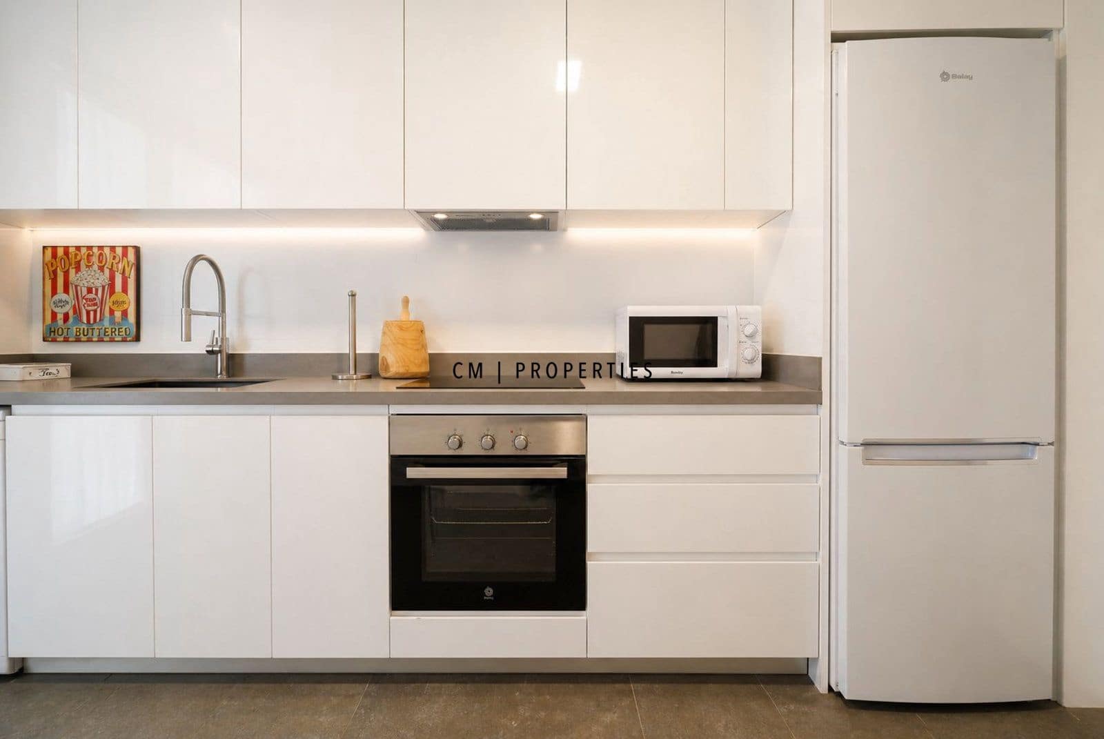 2 sypialnia Mieszkanie do wynajęcia w Miasto Walencja z garażem - 1 700 € (Ref: 9809800)