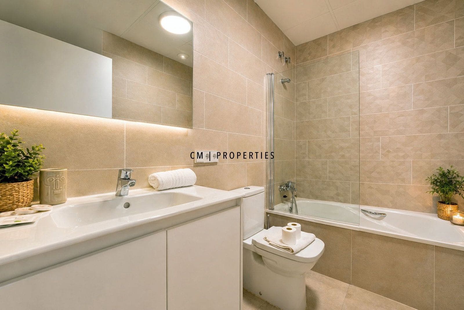 2 sypialnia Mieszkanie do wynajęcia w Miasto Walencja z garażem - 1 700 € (Ref: 9809800)