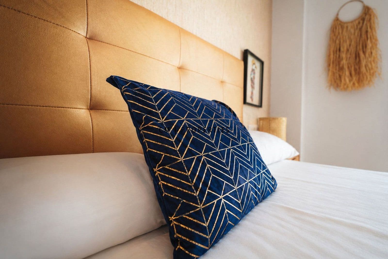 2 sypialnia Mieszkanie do wynajęcia w Miasto Walencja z garażem - 1 700 € (Ref: 9809800)