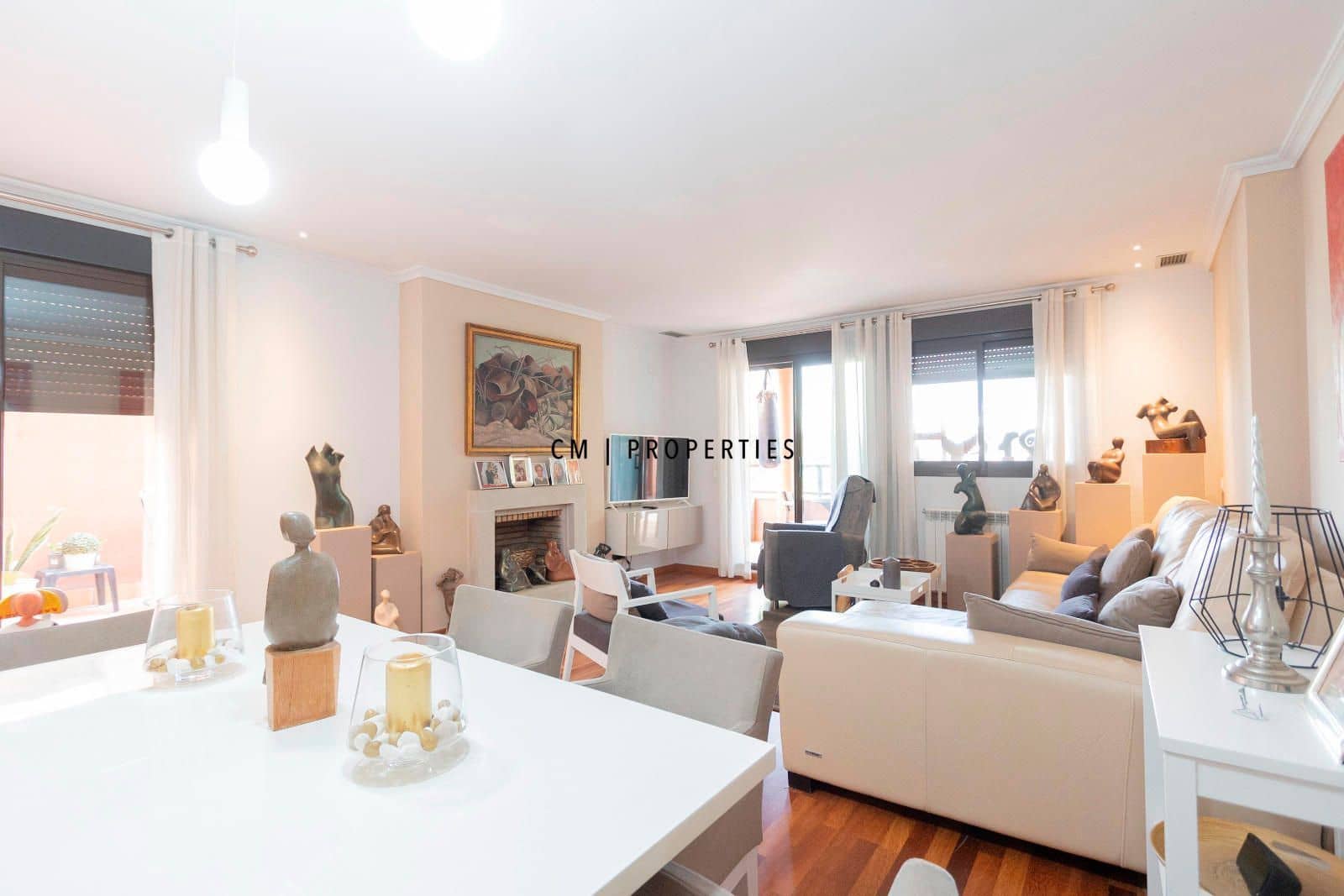 Casa de 5 habitaciones en Bétera en alquiler con piscina garaje - 3.000 € (Ref: 9816380)