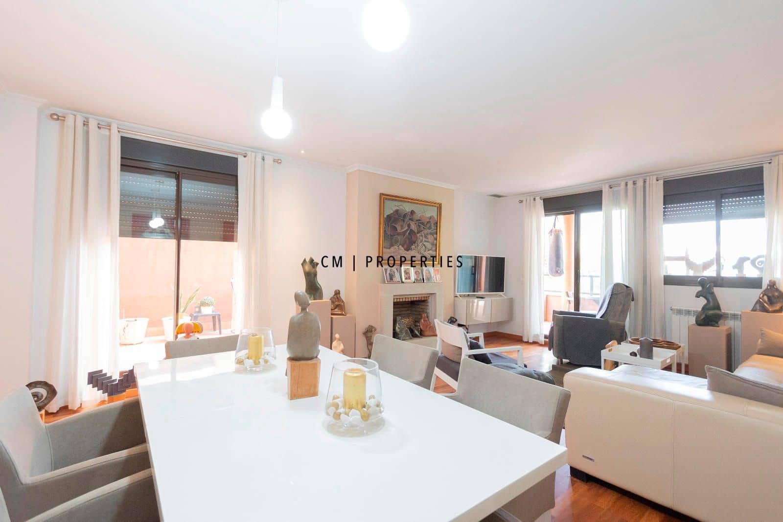 Casa de 5 habitaciones en Bétera en alquiler con piscina garaje - 3.000 € (Ref: 9816380)