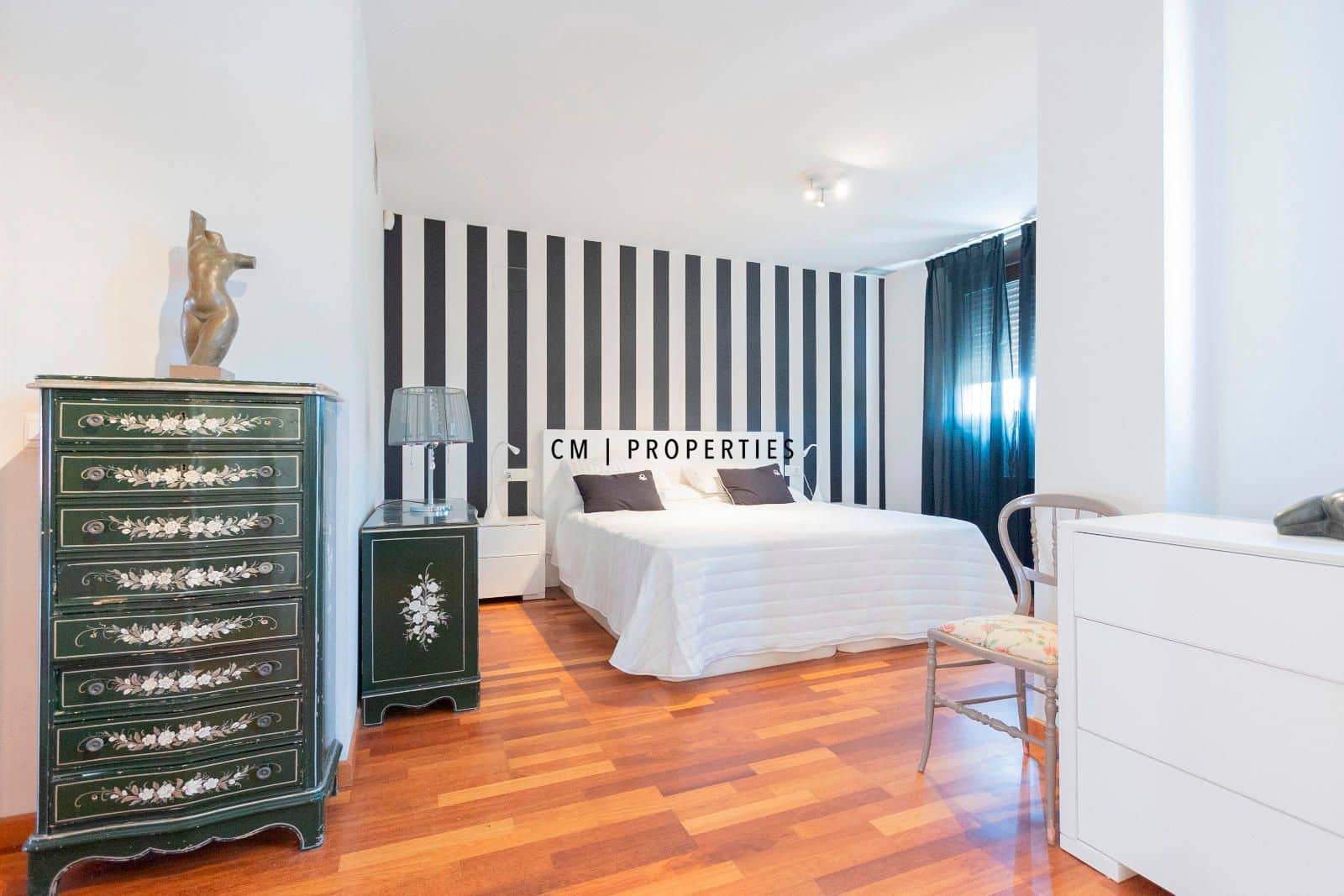 Casa de 5 habitaciones en Bétera en alquiler con piscina garaje - 3.000 € (Ref: 9816380)