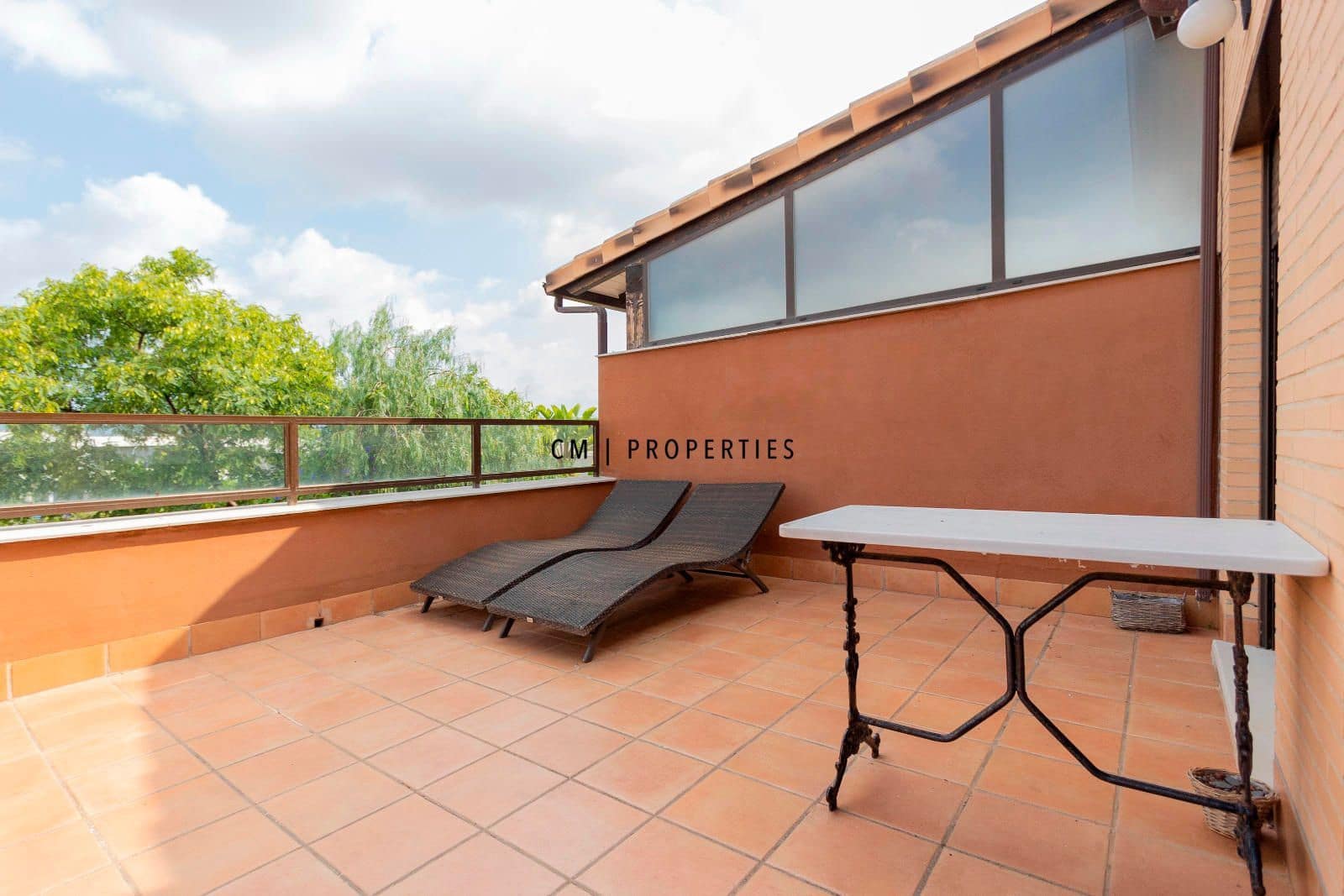 Casa de 5 habitaciones en Bétera en alquiler con piscina garaje - 3.000 € (Ref: 9816380)