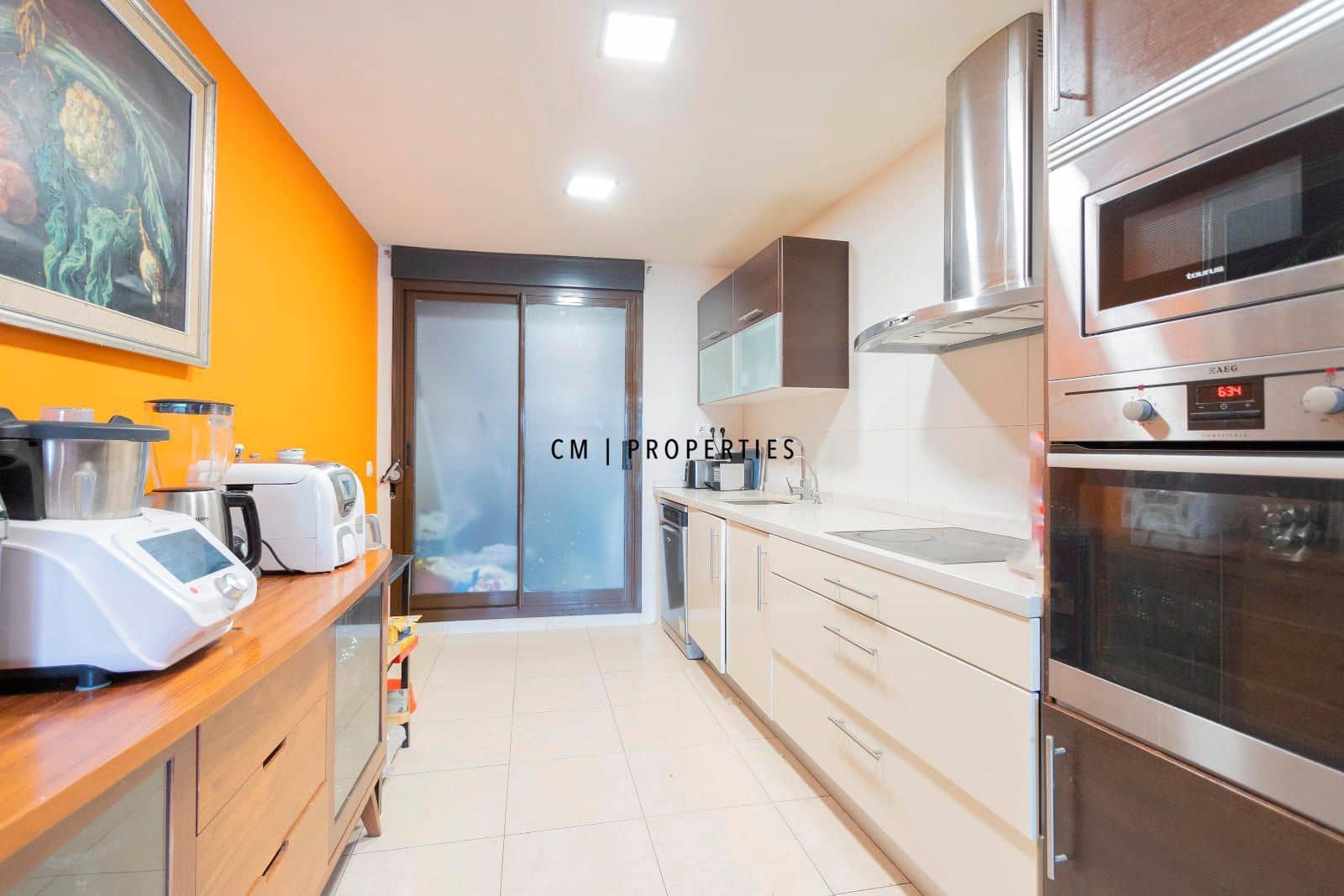 Casa de 5 habitaciones en Bétera en alquiler con piscina garaje - 3.000 € (Ref: 9816380)
