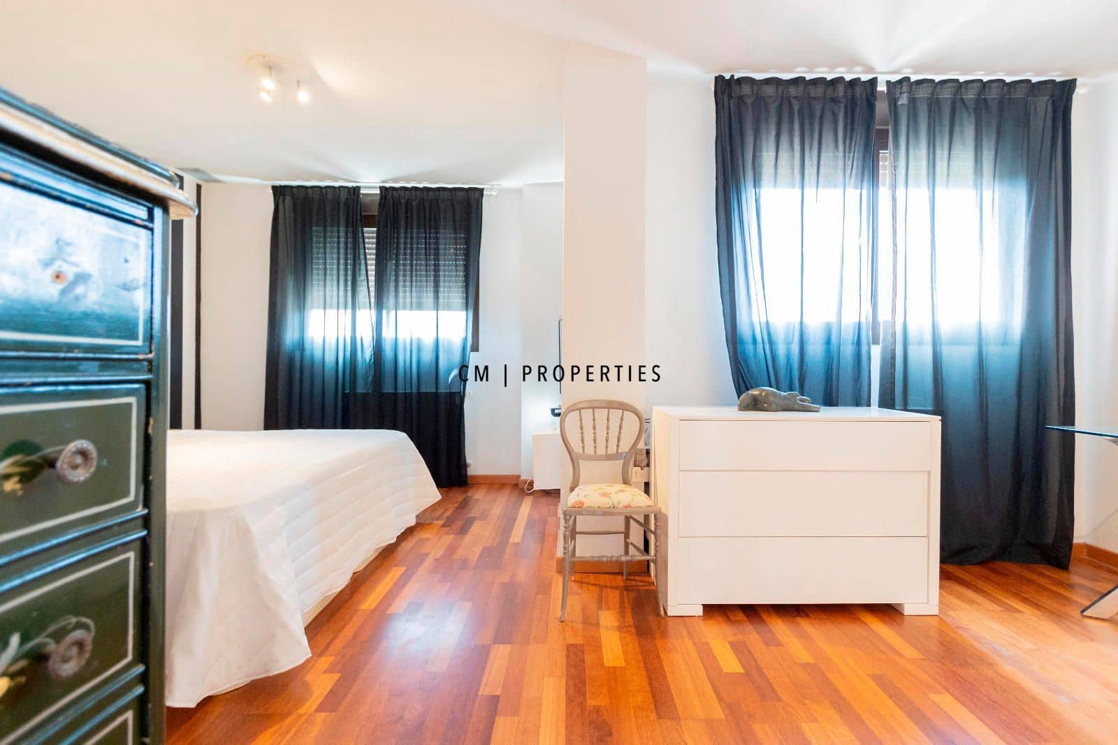 Casa de 5 habitaciones en Bétera en alquiler con piscina garaje - 3.000 € (Ref: 9816380)
