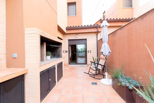 Casa de 5 habitaciones en Bétera en alquiler con piscina garaje - 3.000 € (Ref: 9816380)