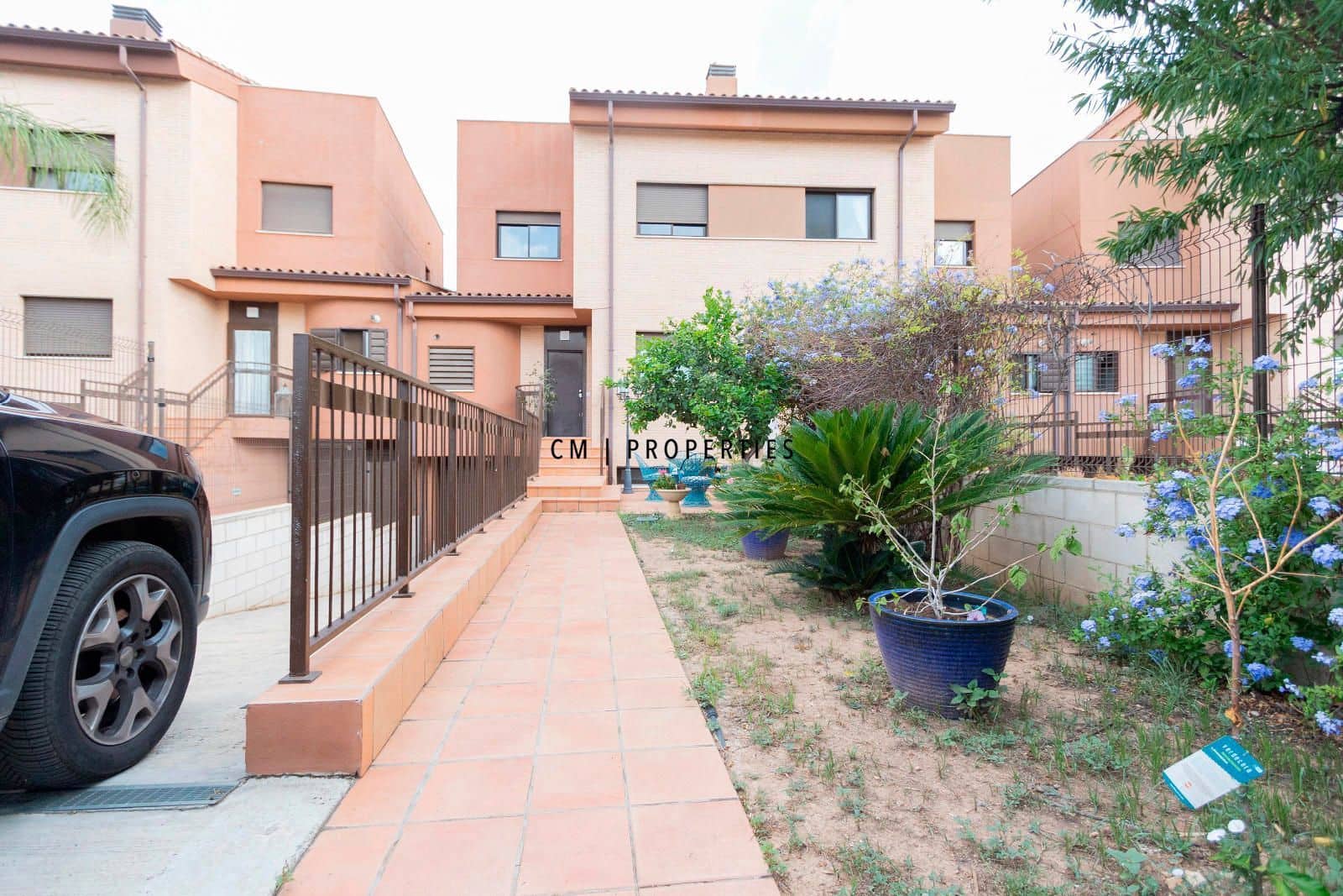 Casa de 5 habitaciones en Bétera en alquiler con piscina garaje - 3.000 € (Ref: 9816380)