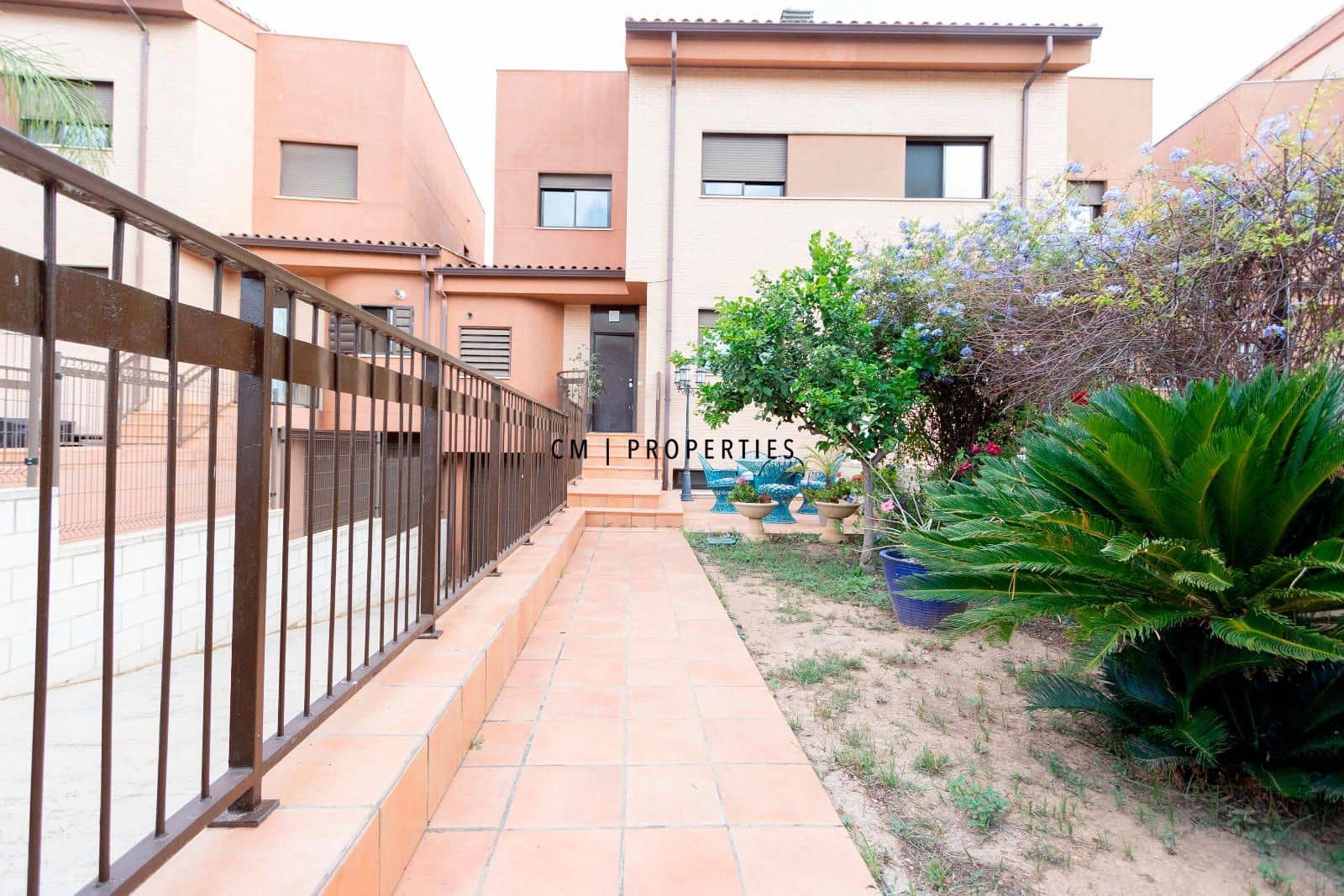 Casa de 5 habitaciones en Bétera en alquiler con piscina garaje - 3.000 € (Ref: 9816380)