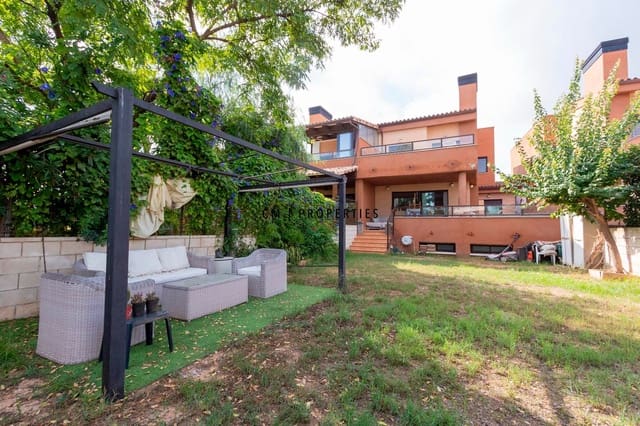 Casa de 5 habitaciones en Bétera en alquiler con piscina garaje - 3.000 € (Ref: 9816380)