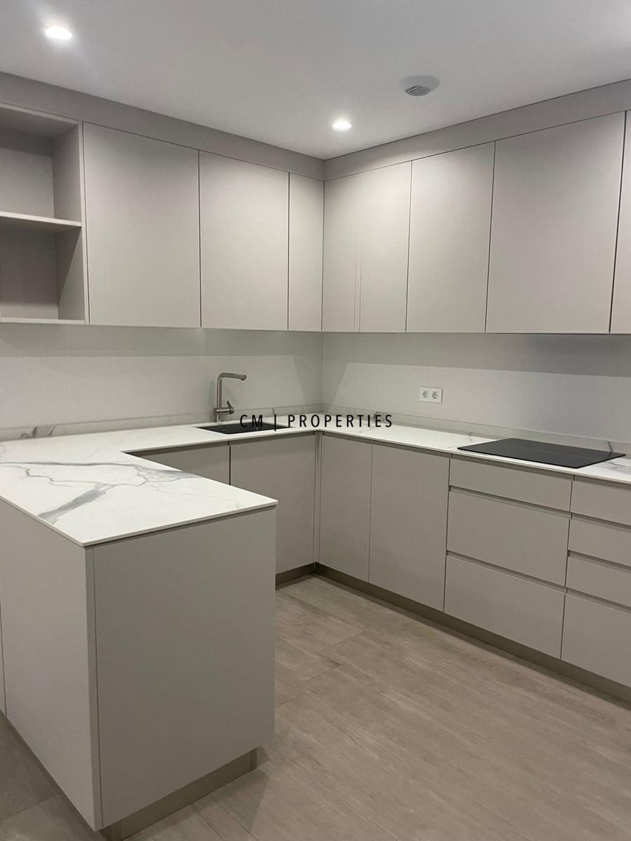 2 Zimmer Wohnung zu vermieten in Valencia Stadt - 1.600 € (Ref: 9819206)