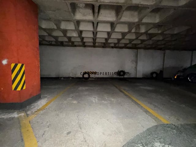 Garage til salg i L'Eixample, Valencia by - € 26.000 (Ref: 9819329)