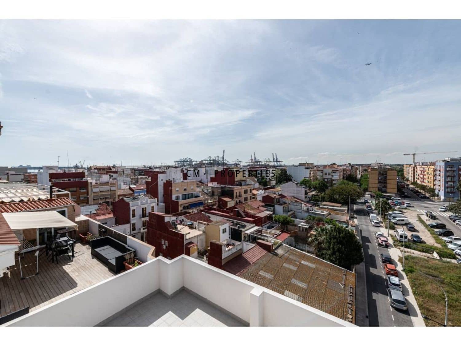 4 Zimmer Penthouse zu vermieten in Valencia Stadt mit Pool Garage - 2.500 € (Ref: 9819617)