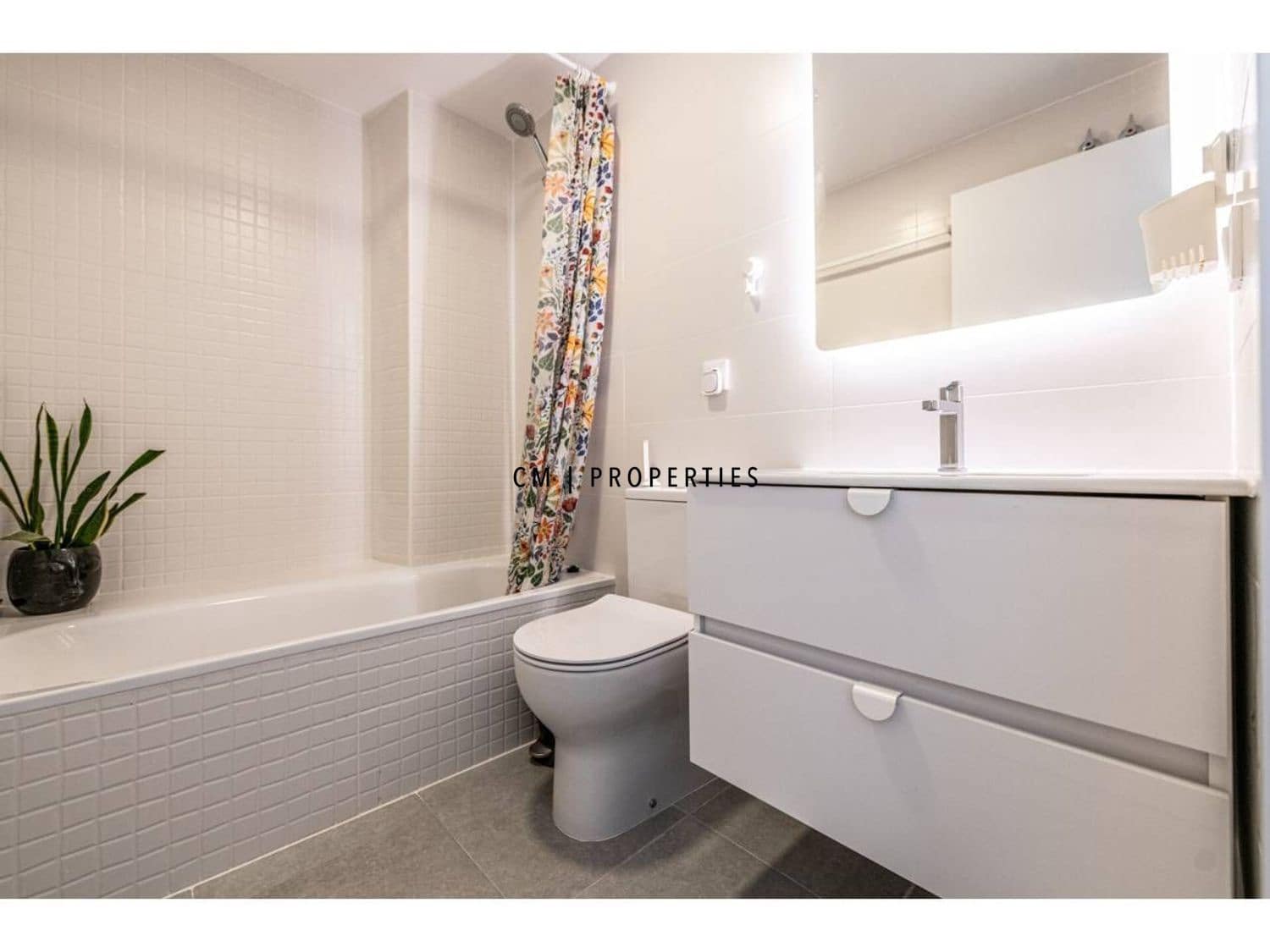 4 Zimmer Penthouse zu vermieten in Valencia Stadt mit Pool Garage - 2.500 € (Ref: 9819617)
