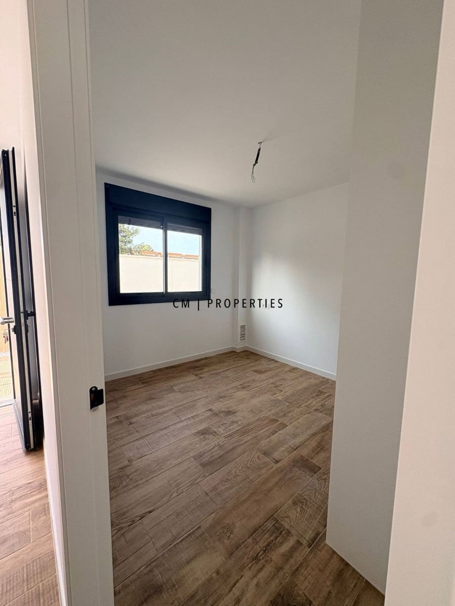2 bedroom Villa for rent in Serra with pool garage - € 1,250 (Ref: 9821110)