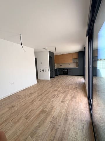 2 bedroom Villa for rent in Serra with pool garage - € 1,250 (Ref: 9821110)