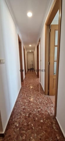 3 quarto Apartamento para arrendar em Valência cidade - 1 500 € (Ref: 9821478)
