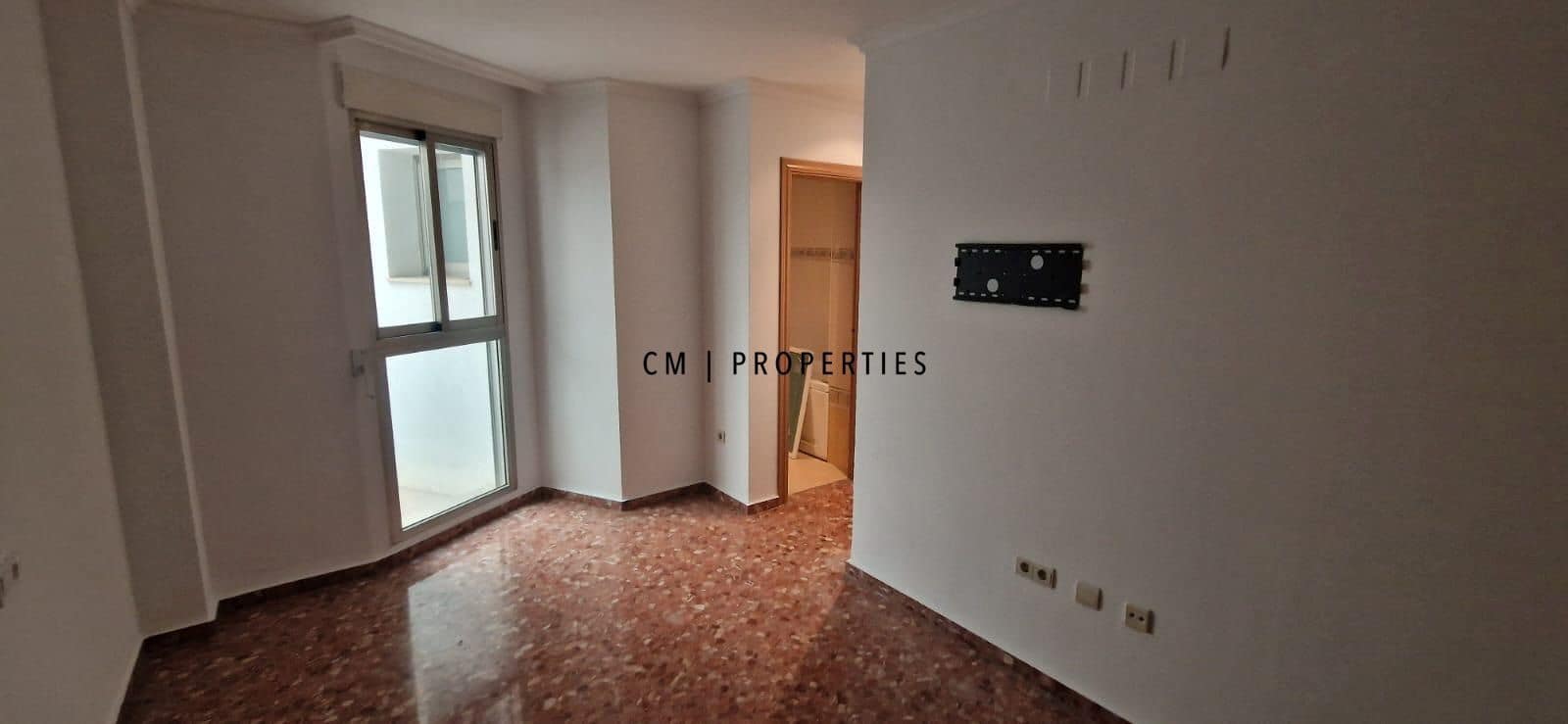 3 quarto Apartamento para arrendar em Valencia cidade - 1 500 € (Ref: 9821478)