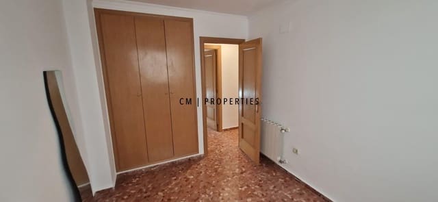 3 quarto Apartamento para arrendar em Valência cidade - 1 500 € (Ref: 9821478)