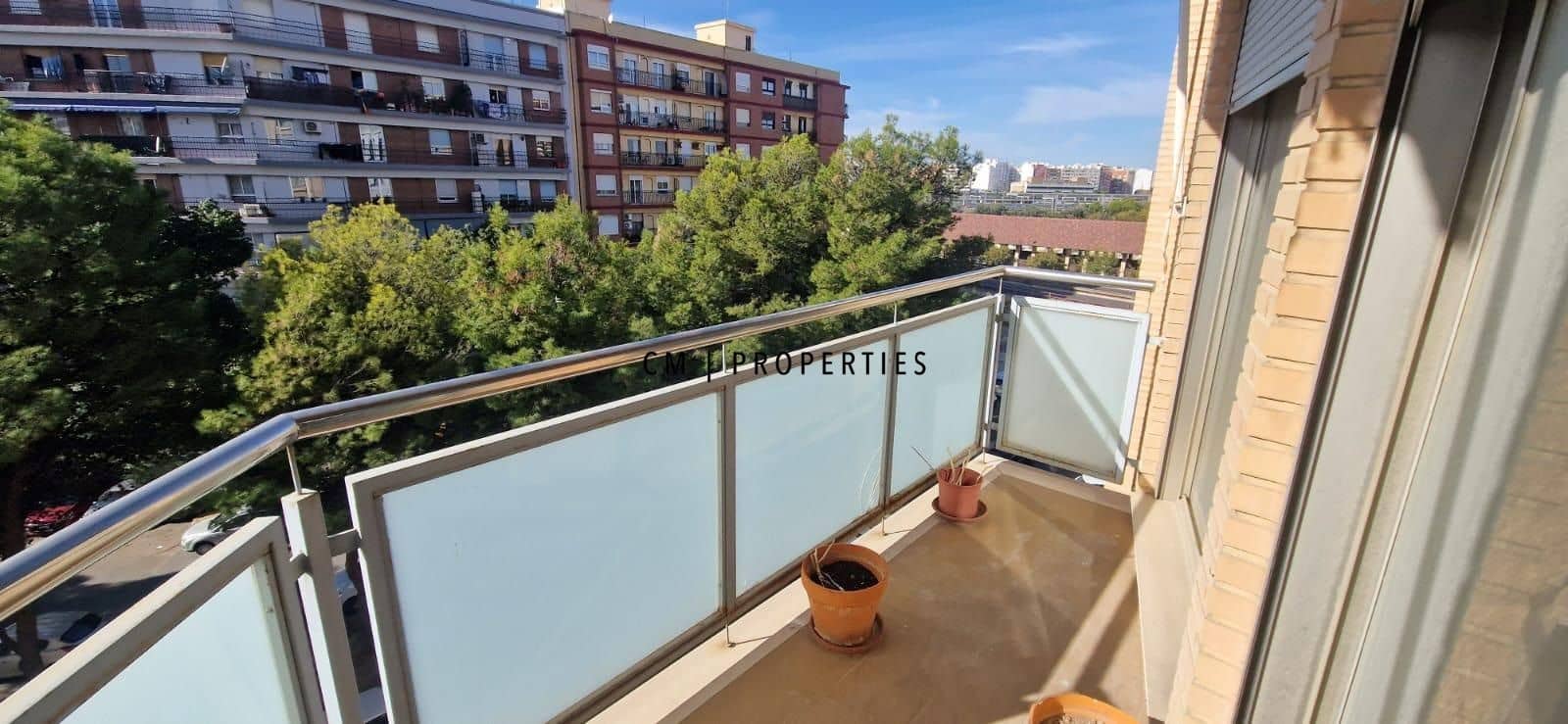 3 quarto Apartamento para arrendar em Valencia cidade - 1 500 € (Ref: 9821478)