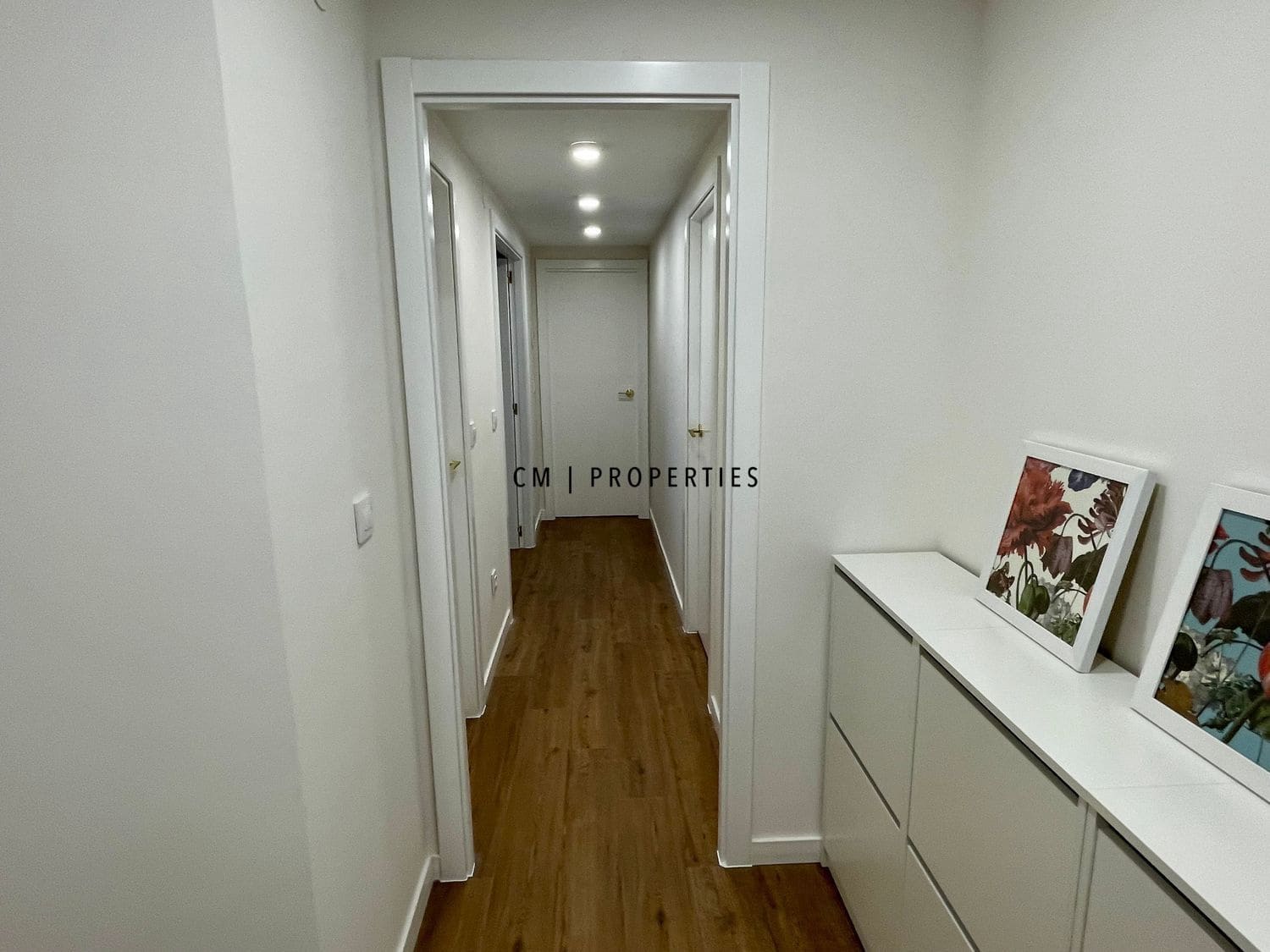 2 quarto Apartamento para arrendar em Valencia cidade com garagem - 2 000 € (Ref: 9821479)