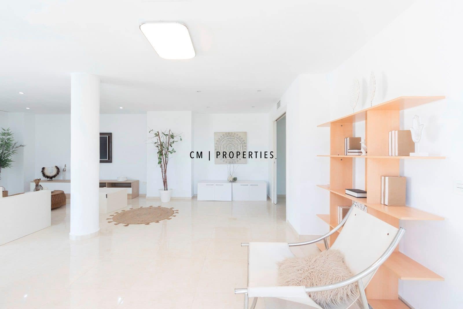 3 quarto Penthouse para arrendar em Valencia cidade com piscina garagem - 5 000 € (Ref: 9821583)