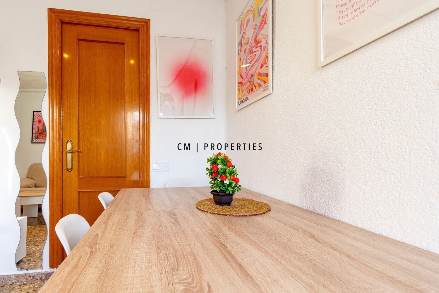 3 quarto Apartamento para arrendar em Valencia cidade - 600 € (Ref: 9821862)