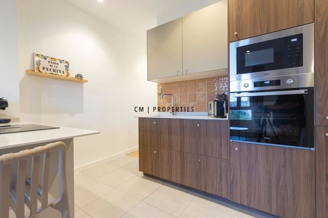 3 bedroom Flat for sale in Nou Moles, Valencia city - € 350,000 (Ref: 9824274)