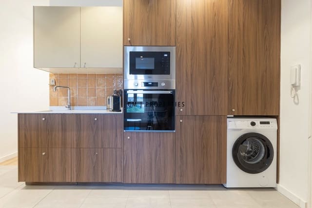 3 bedroom Flat for sale in Nou Moles, Valencia city - € 350,000 (Ref: 9824274)