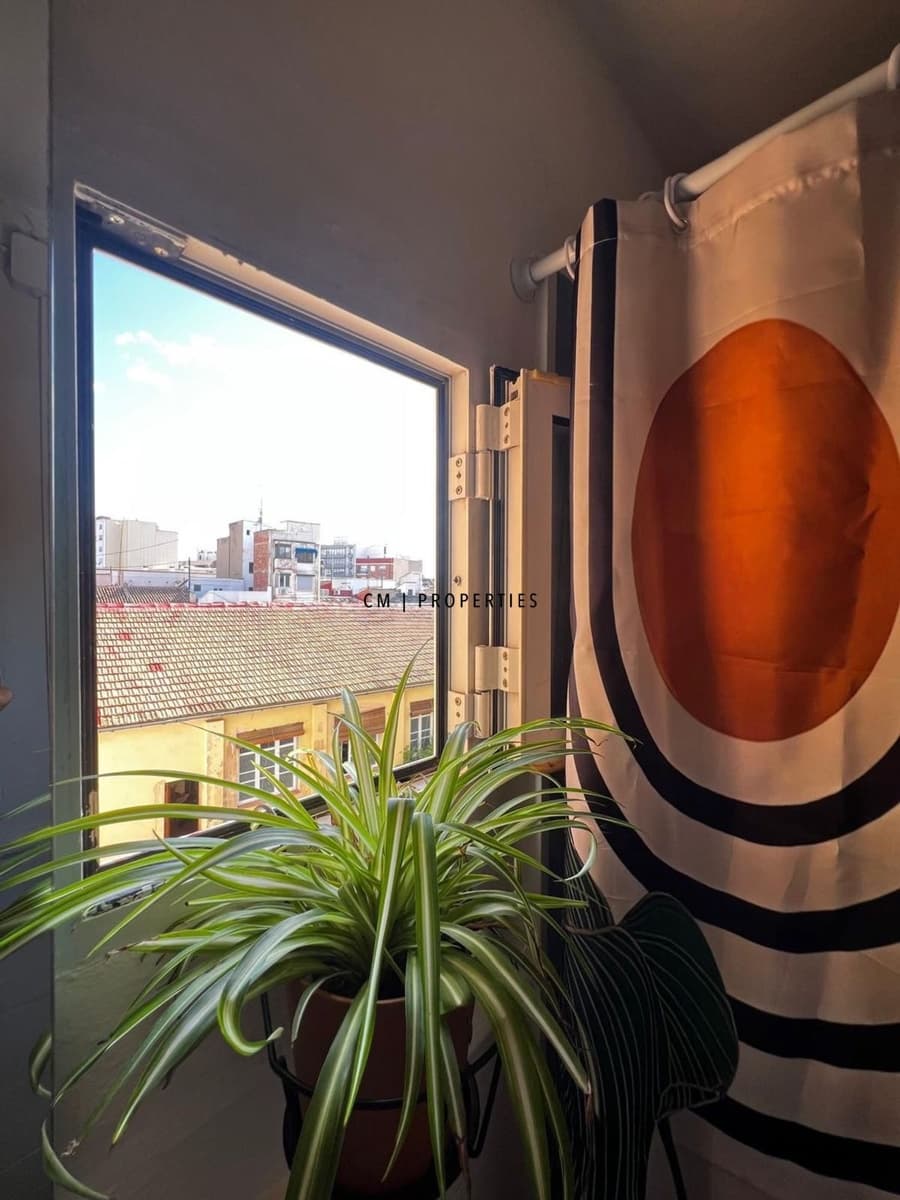 2 quarto Apartamento para arrendar em Valencia cidade - 1 500 € (Ref: 9827513)