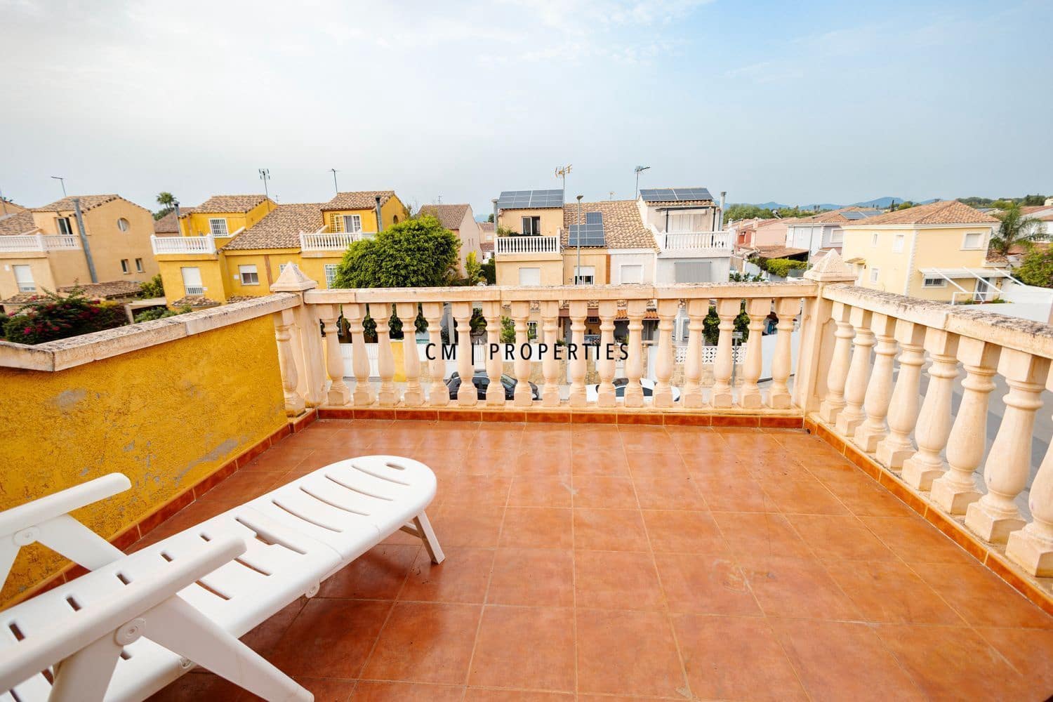 5 Zimmer Villa zu verkaufen in La Pobla de Vallbona mit Pool - 460.000 € (Ref: 9827514)