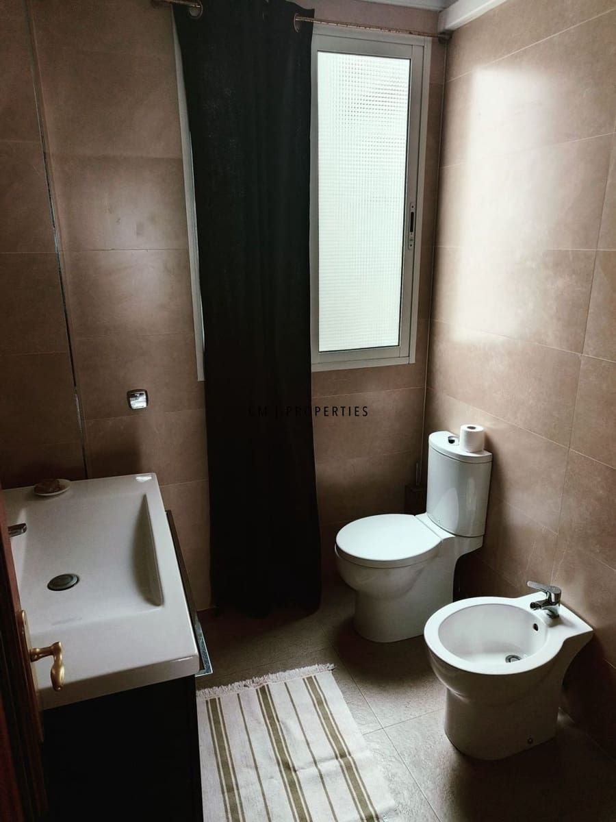 4 Zimmer Wohnung zu vermieten in Valencia Stadt - 1.650 € (Ref: 9827662)