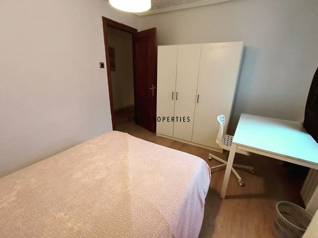 4 Zimmer Wohnung zu vermieten in L'Eixample, València Stadt - 1.650 € (Ref: 9827662)