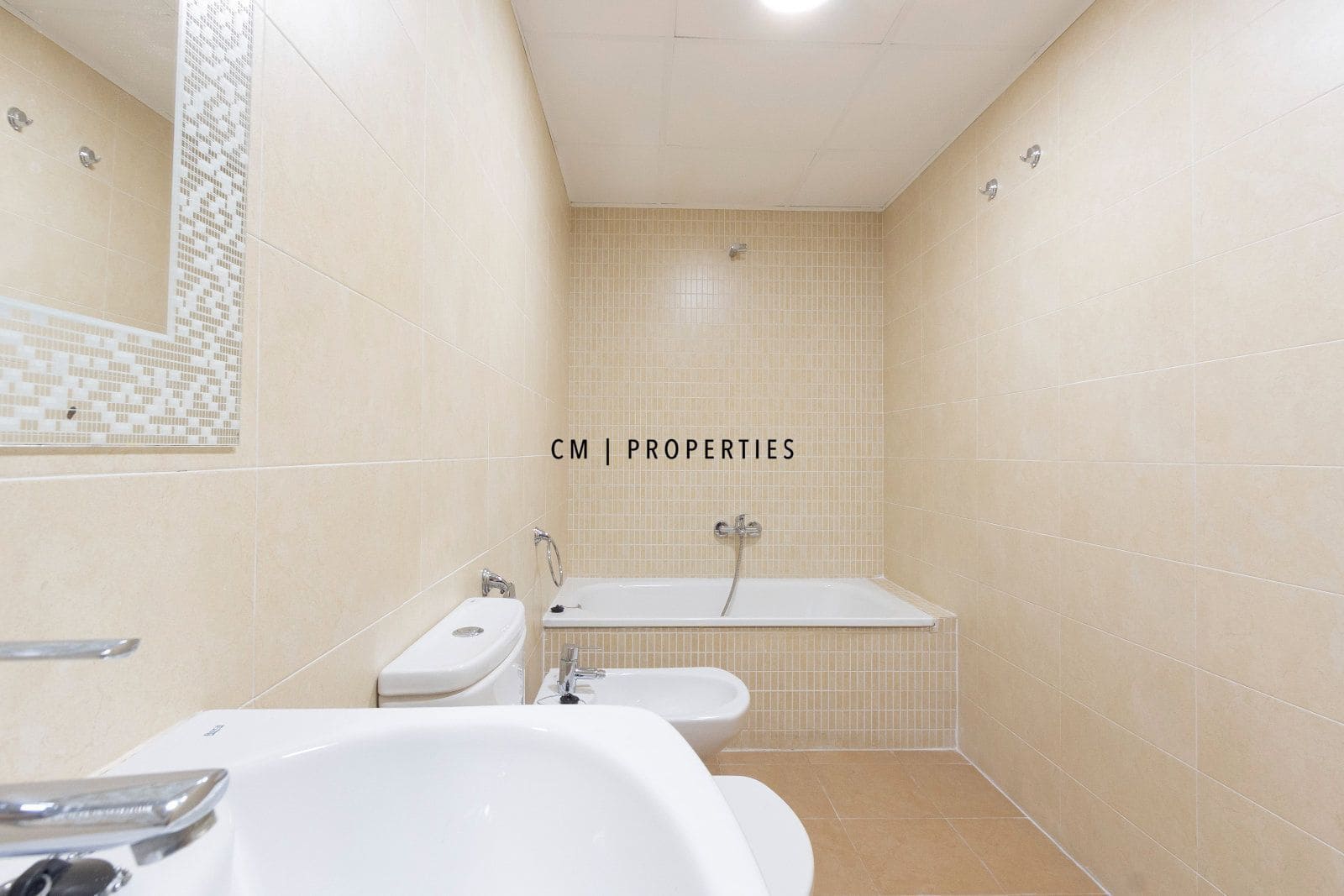 3 camera da letto Attico da affittare in La Pobla de Farnals con piscina garage - 1.400 € (Rif: 9829766)