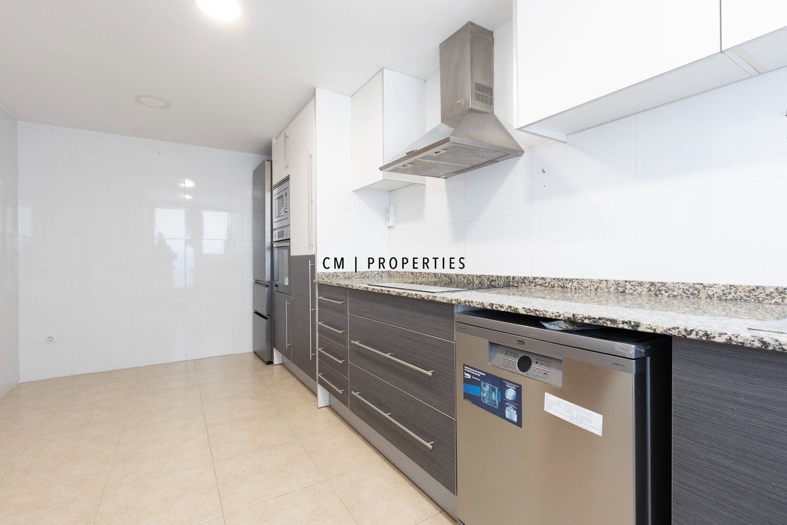 3 camera da letto Attico da affittare in La Pobla de Farnals con piscina garage - 1.400 € (Rif: 9829766)