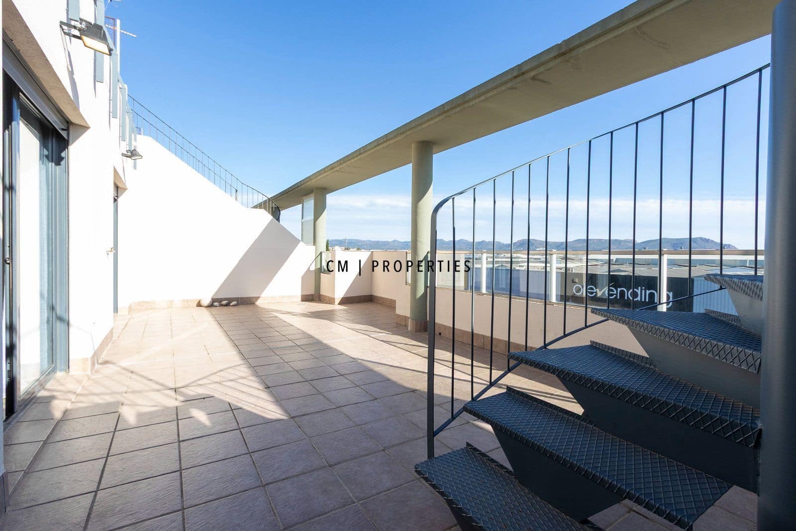 3 camera da letto Attico da affittare in La Pobla de Farnals con piscina garage - 1.400 € (Rif: 9829766)