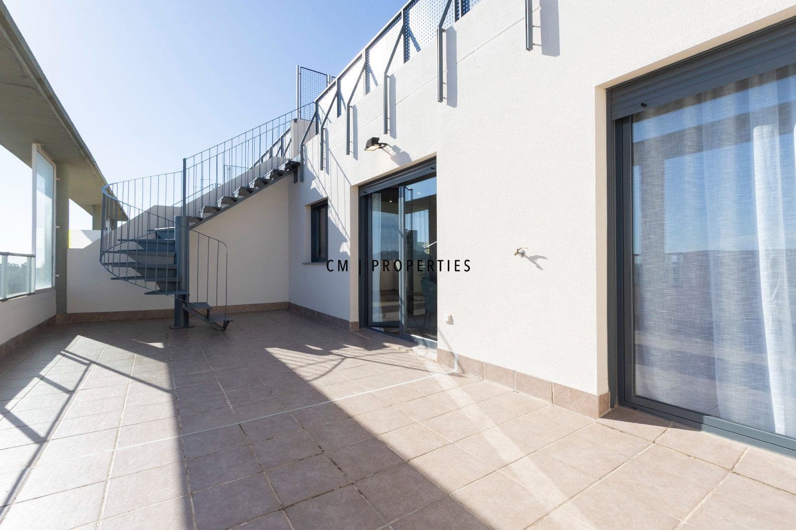 3 camera da letto Attico da affittare in La Pobla de Farnals con piscina garage - 1.400 € (Rif: 9829766)