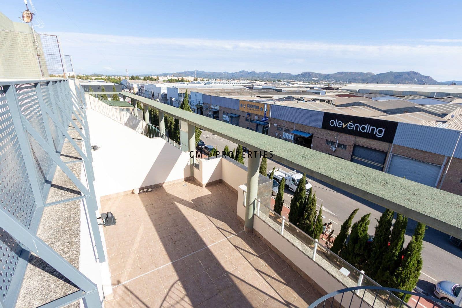 3 camera da letto Attico da affittare in La Pobla de Farnals con piscina garage - 1.400 € (Rif: 9829766)