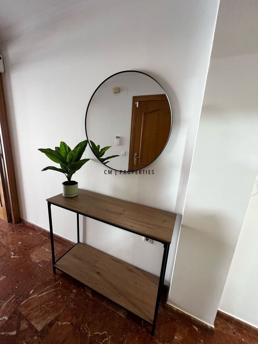 Piso de 2 habitaciones en Torrent en alquiler - 1.250 € (Ref: 9830015)