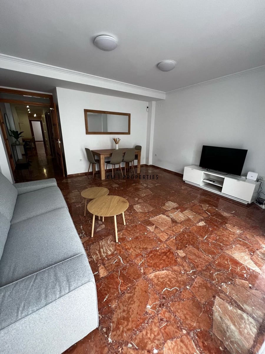 Piso de 2 habitaciones en Torrent en alquiler - 1.250 € (Ref: 9830015)