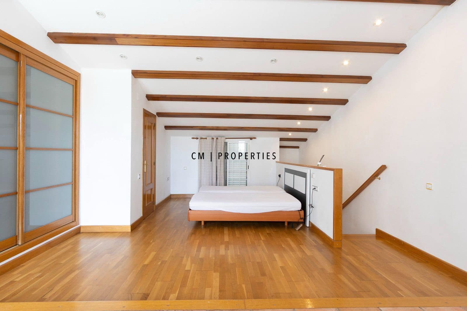3 soveværelse Villa til leje i Manises med garage - € 1.700 (Ref: 9830283)