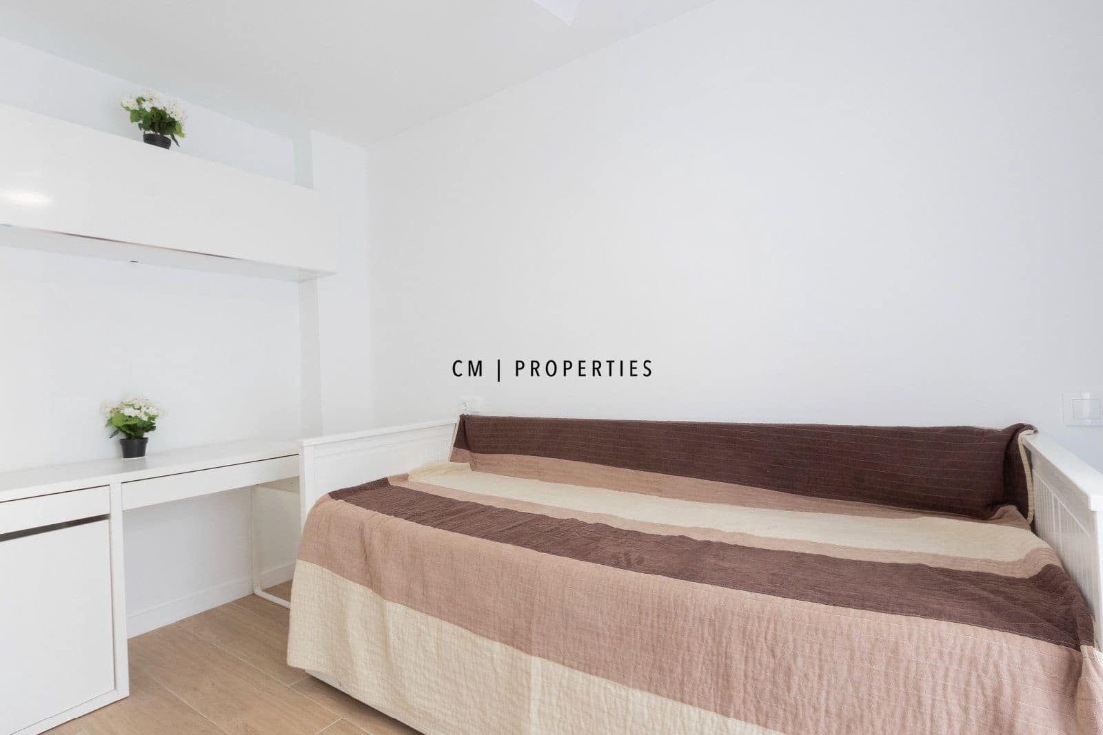 2 Zimmer Wohnung zu vermieten in Valencia Stadt - 1.400 € (Ref: 9832305)