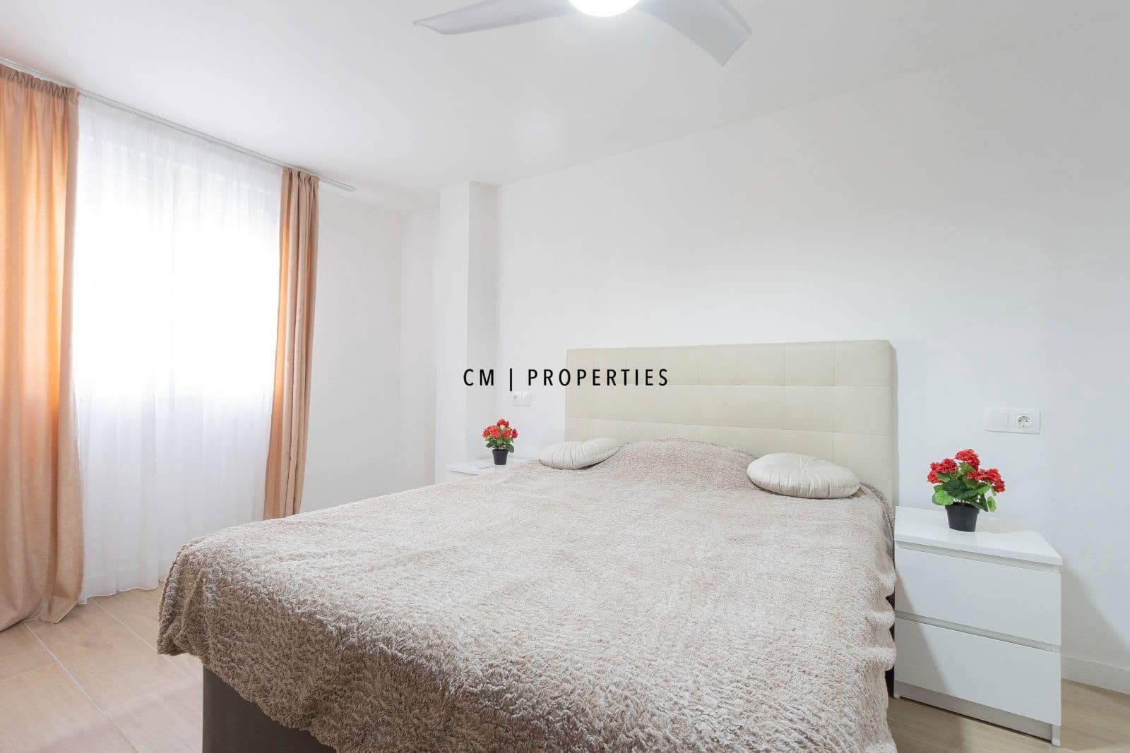 2 Zimmer Wohnung zu vermieten in Valencia Stadt - 1.400 € (Ref: 9832305)
