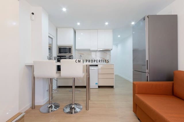 Piso de 2 habitaciones en Poblats Maritims, València ciudad en alquiler - 1.400 € (Ref: 9832305)