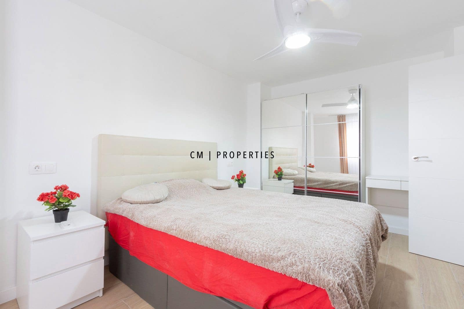 2 Zimmer Wohnung zu vermieten in Valencia Stadt - 1.400 € (Ref: 9832305)
