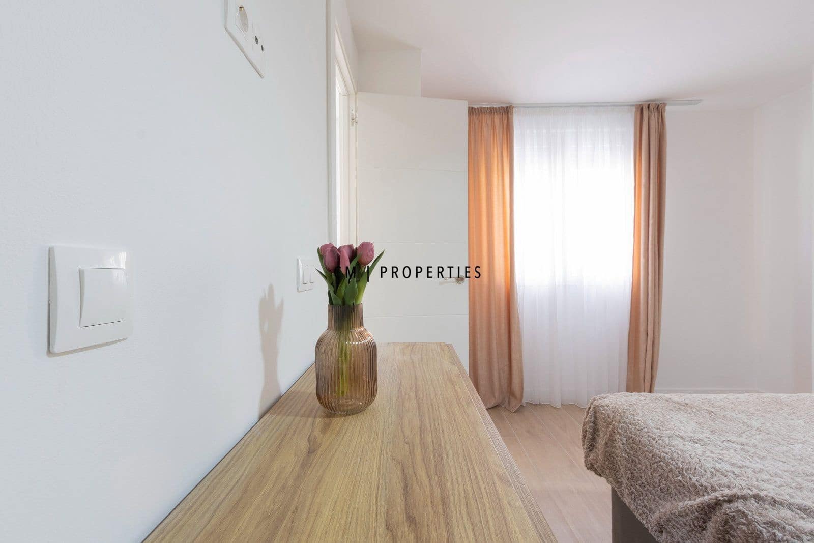 2 Zimmer Wohnung zu vermieten in Valencia Stadt - 1.400 € (Ref: 9832305)