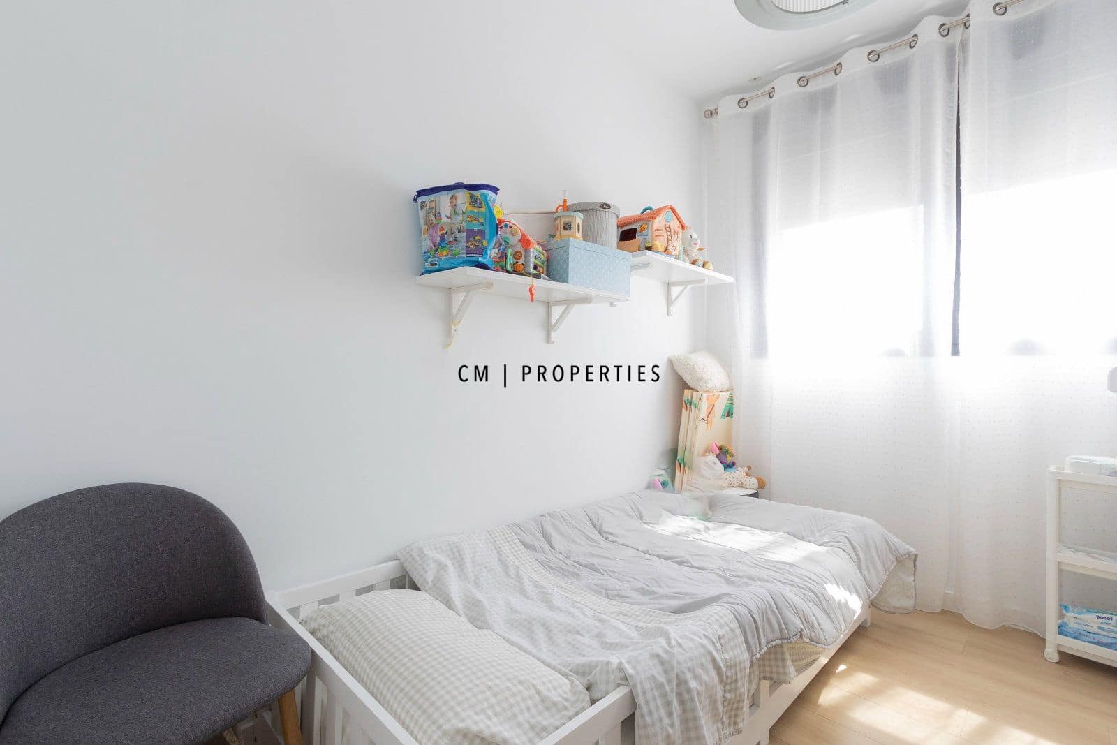 Piso de 3 habitaciones en València ciudad en alquiler con piscina garaje - 2.100 € (Ref: 9832892)