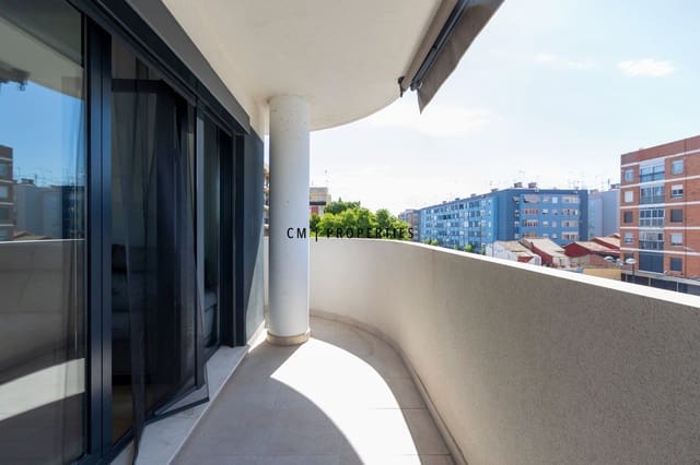 Piso de 3 habitaciones en València ciudad en alquiler con piscina garaje - 2.100 € (Ref: 9832892)